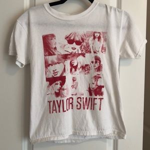 Taylor Swift tee shirt